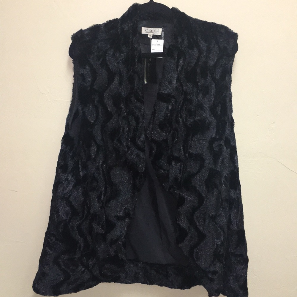 Brand new faux fur black vest 3XL - so cute!